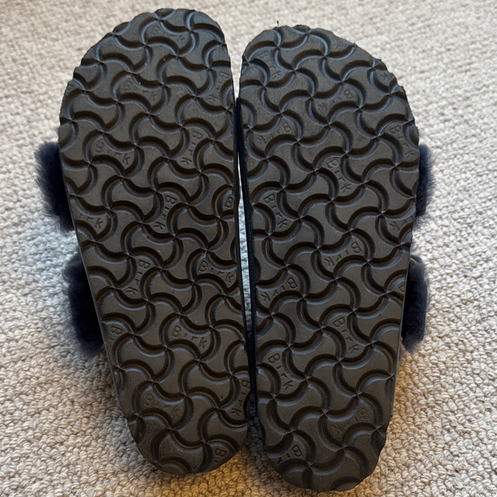 BIRKENSTOCK Arizona Big Buckle Shearling Sandals SZ 38 - Picture 5 of 6